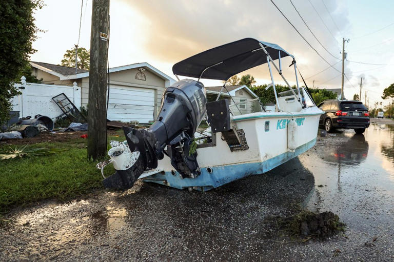 Helene slams the South with wind, rain and flooding after coming ashore