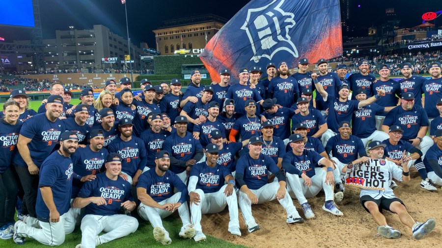 Tigers celebrate in Detroit after clinching playoff berth