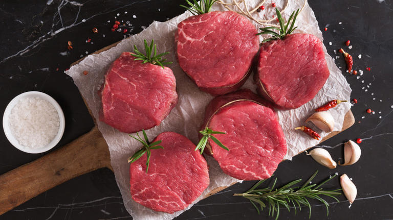 Filet Mignon Vs Tenderloin: Which Cut Of Steak Should You Buy