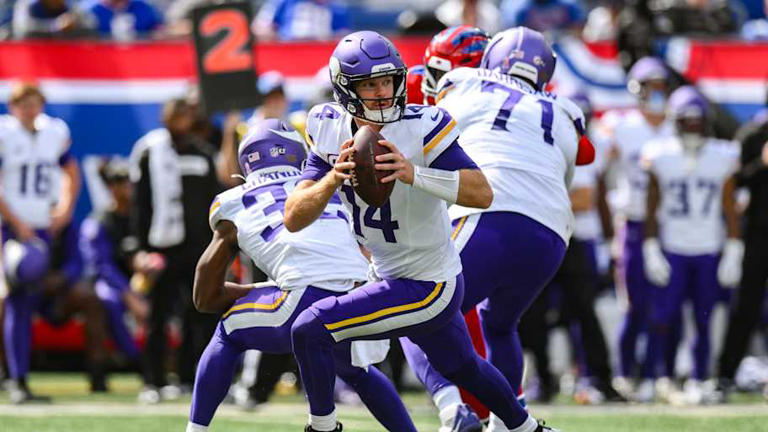 Minnesota Vikings' Sam Darnold, Jordan Addison Shock NFL, Dominating Green  Bay