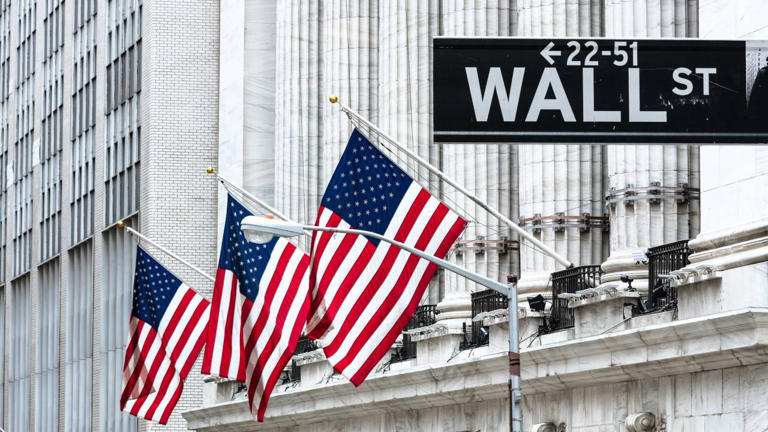 What are the ‘Dogs of the Dow’ in 2025?