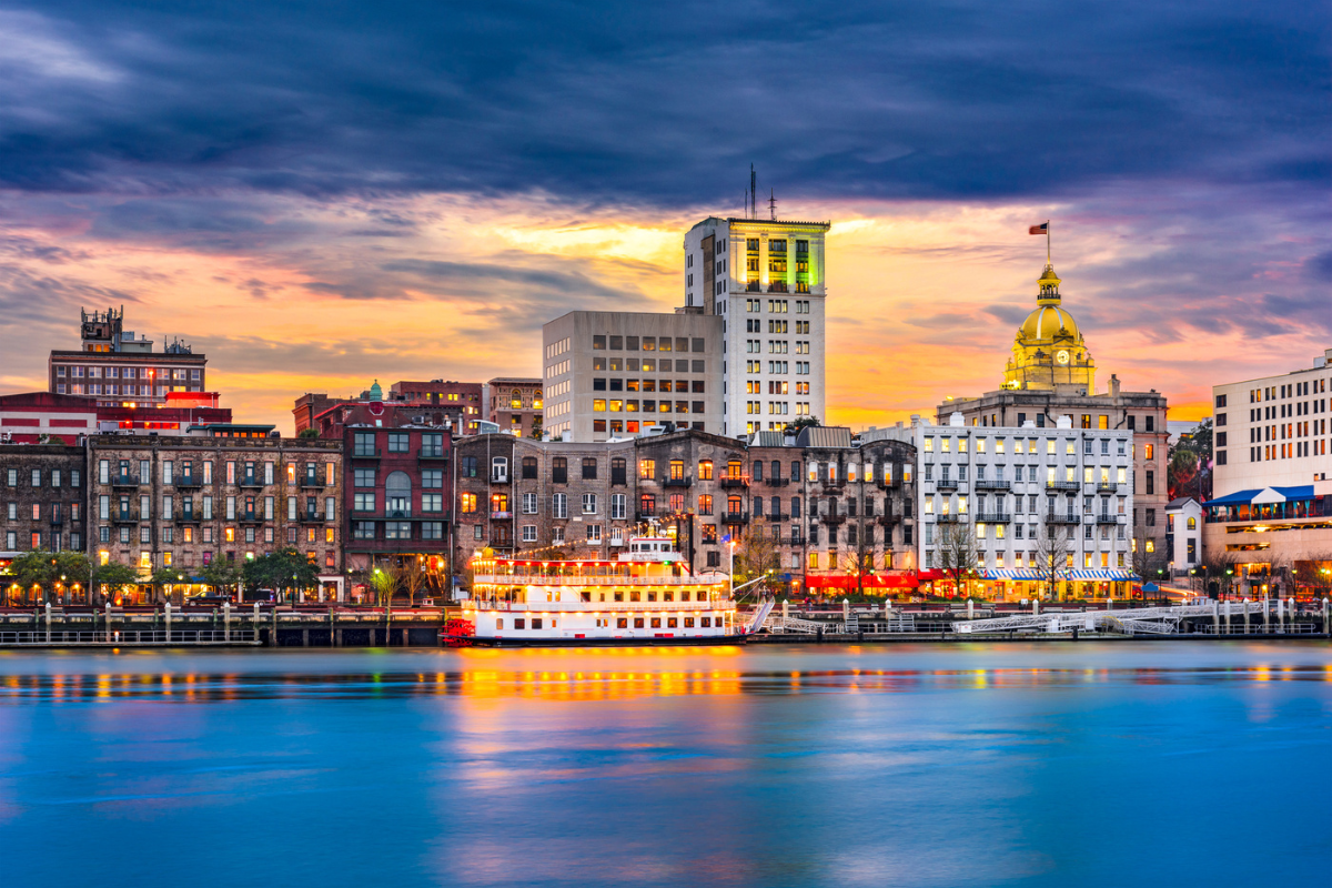 Warning: These 15 small US cities will make you want to move