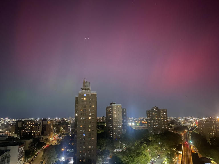 Photos show northern lights visible in NY