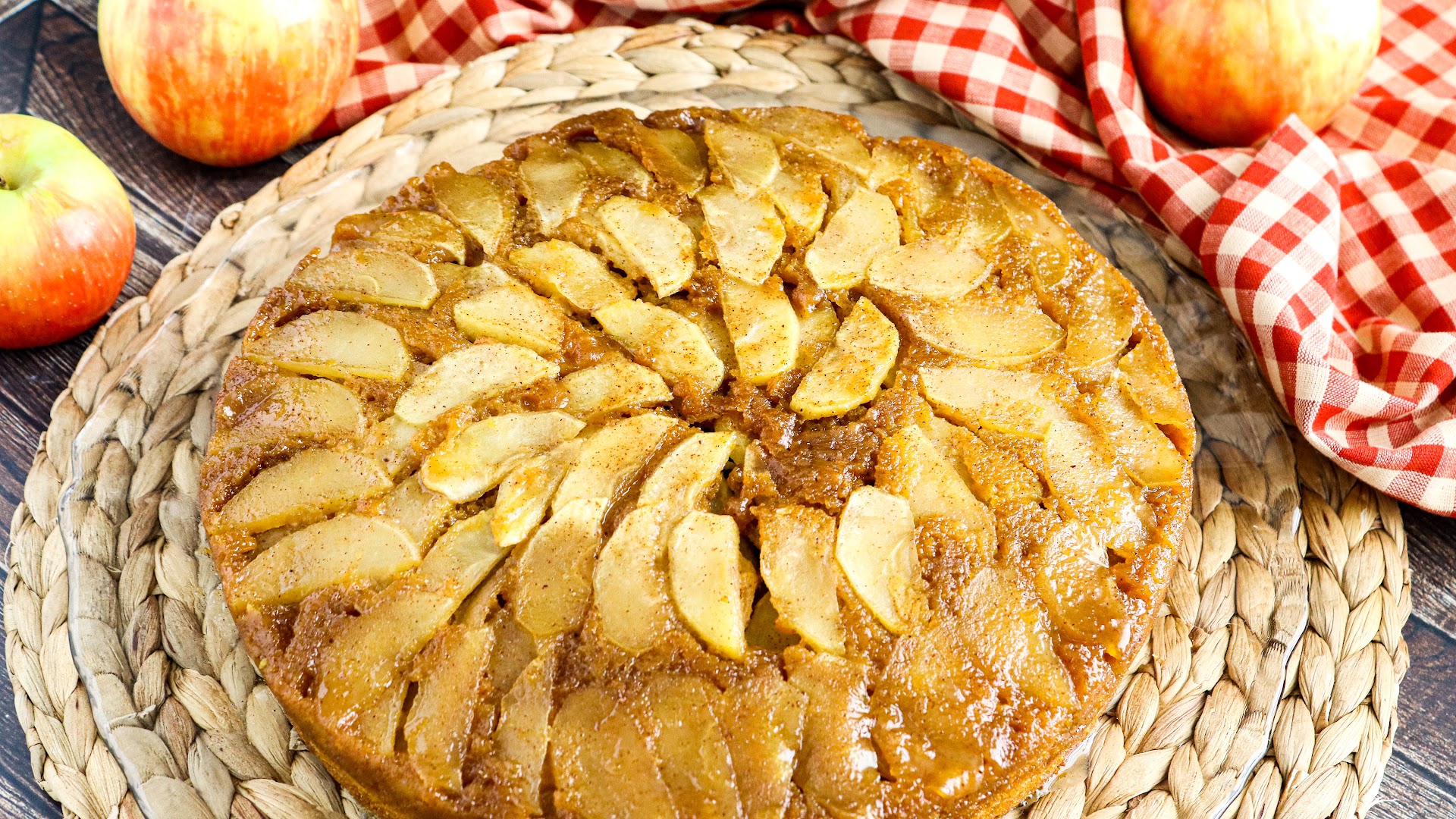 All of fall's essential flavors are wrapped into one dessert - spiced ...