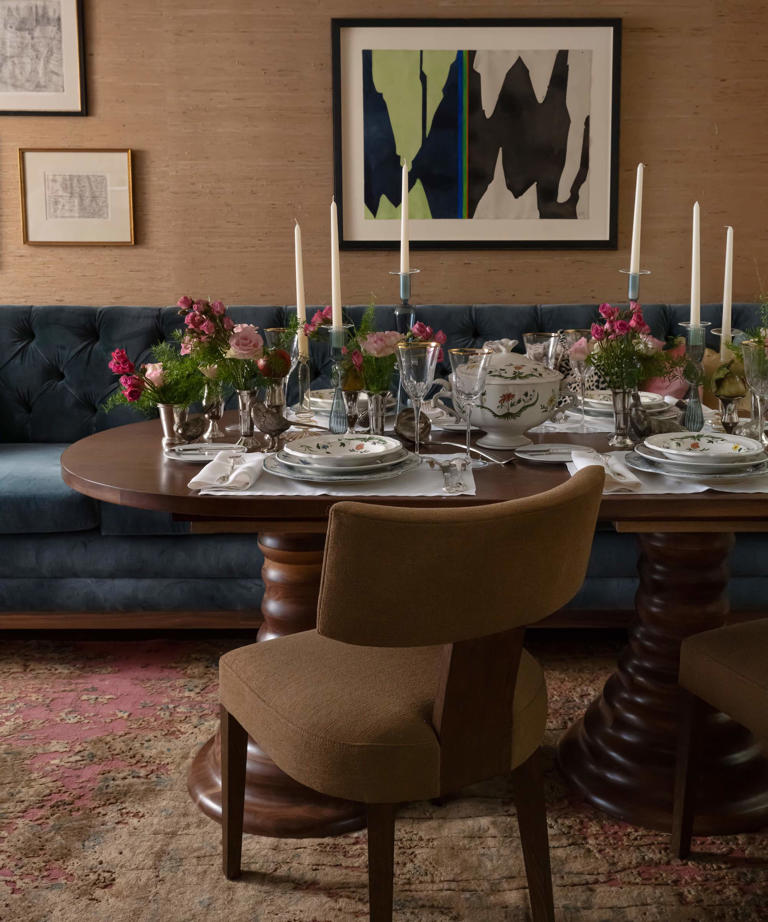 5 things designers say you should never put on a dining room table