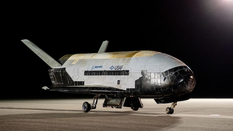 Space Force's mysterious X-37B space plane to attempt new 'aerobraking ...