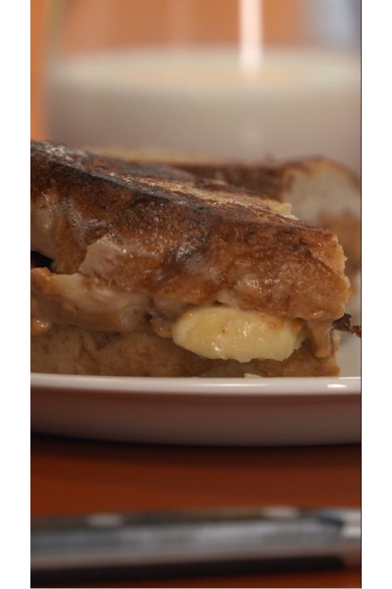 Elvis&amp;#39; gebratenes Sandwich mit Speck, Banane und Erdnussbutter