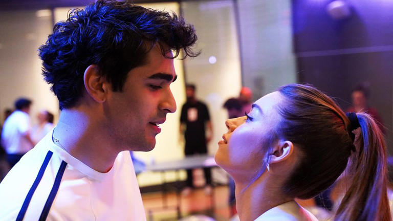 Las pistas que prueban que Afra Saraçoğlu y Mert Ramazan Demir, de 'Una  nueva vida', están juntos