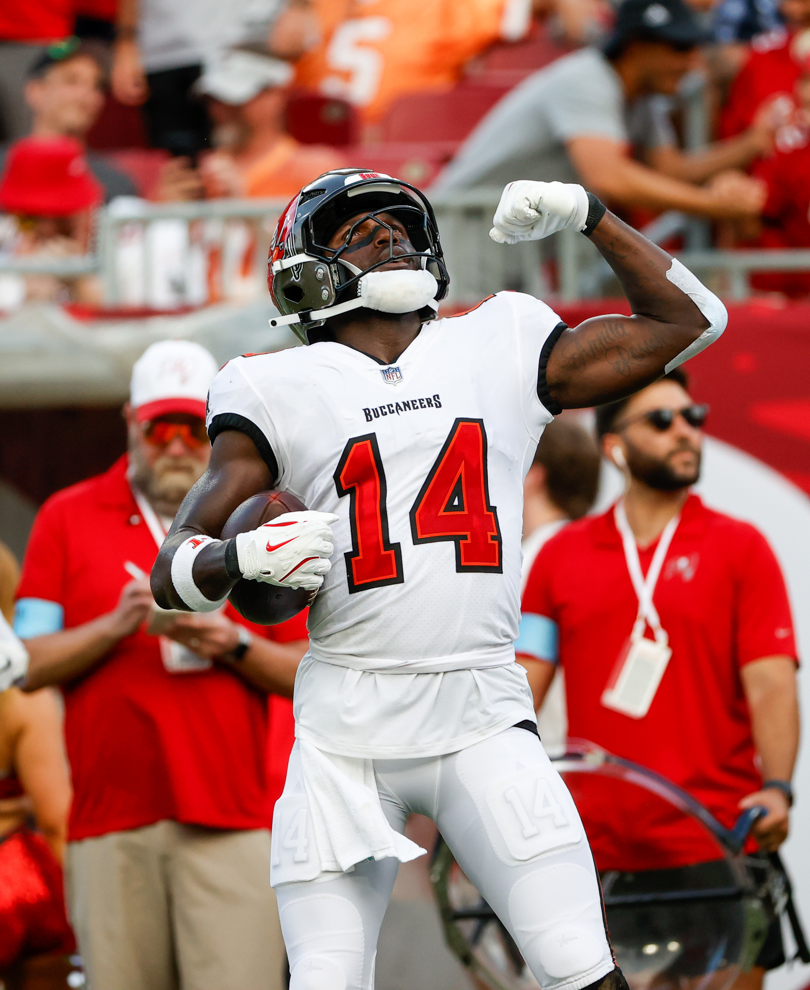 The Healing Continues For Bucs Wide Receiver Chris Godwin