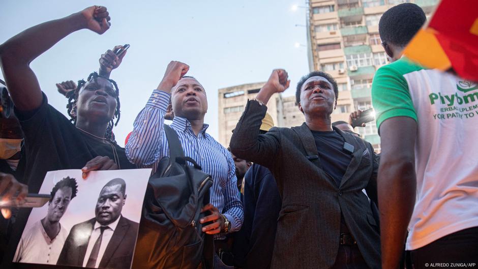 Mozambique: Police Fire Tear Gas At Opposition Leader