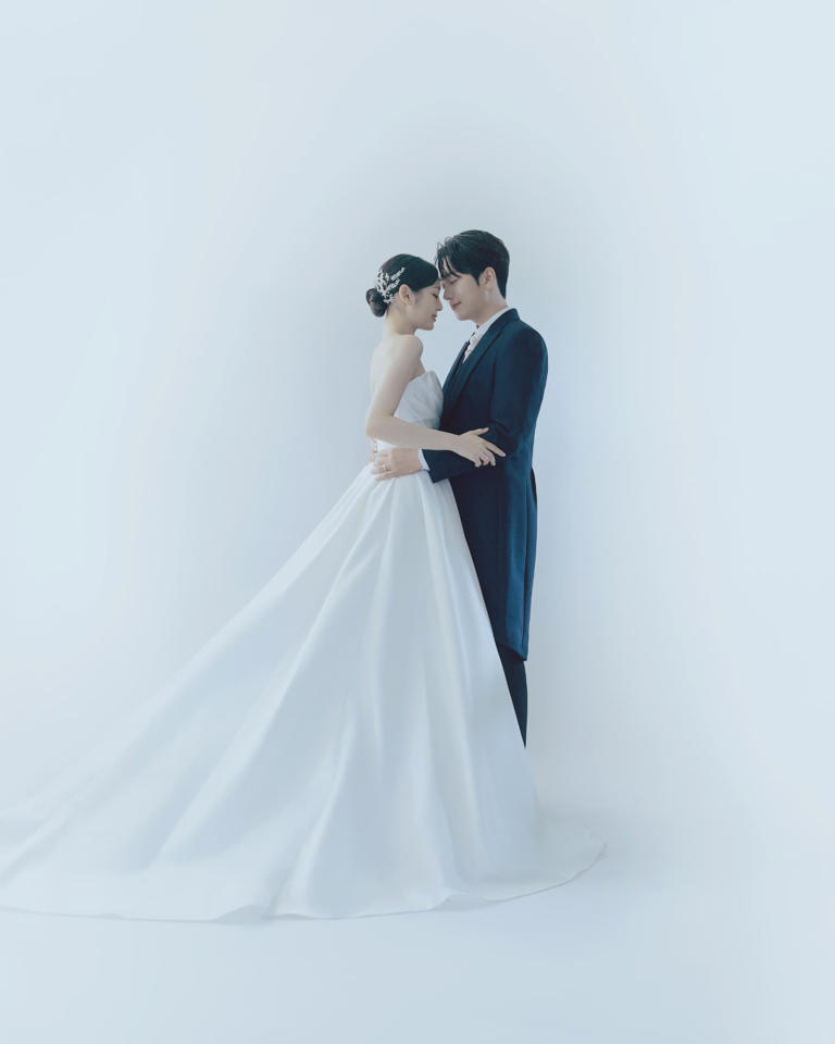 素晴らしい品質 フォト】キム・ヨナ＆コ・ウリム、もう結婚2周年…甘い未公開 スポーツ・フィットネス