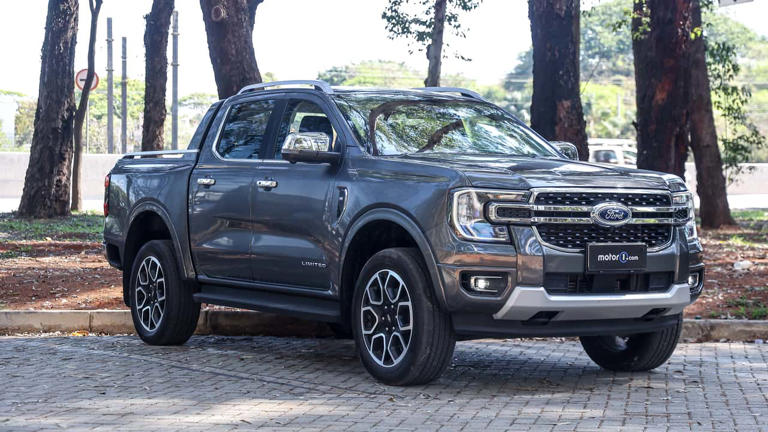 Ford Ranger V6 vs. VW Amarok V6