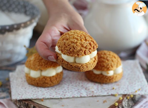 Windbeutel mit vanillecreme