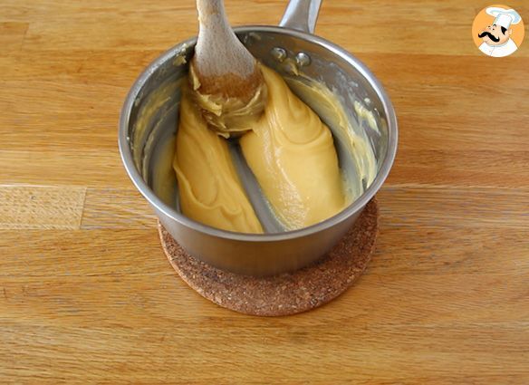 Windbeutel mit vanillecreme