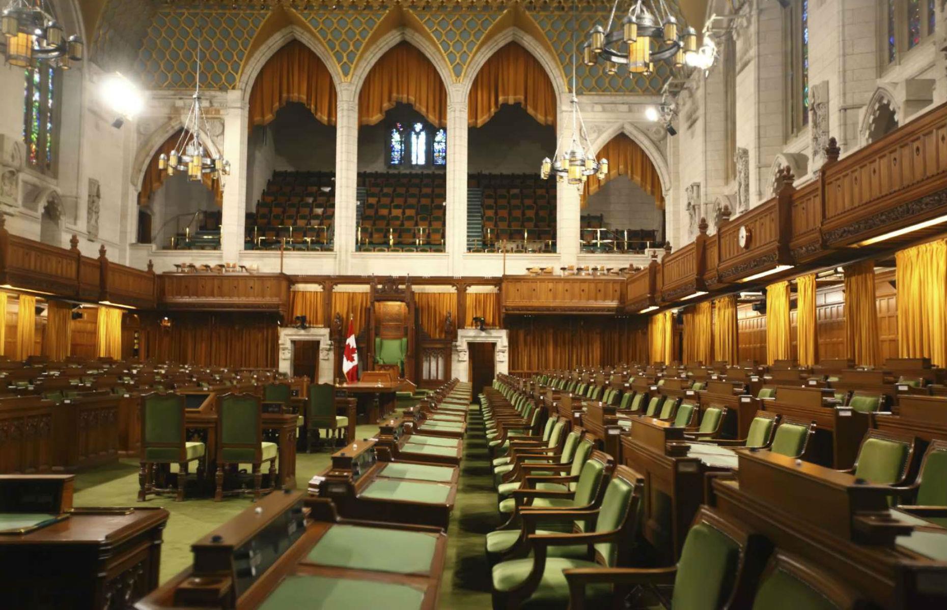 Canada : 144 000 $ (130 000 €)