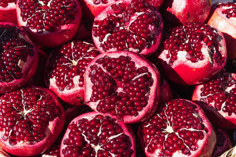 10 HighProtein Fruits, According to Nutritionists