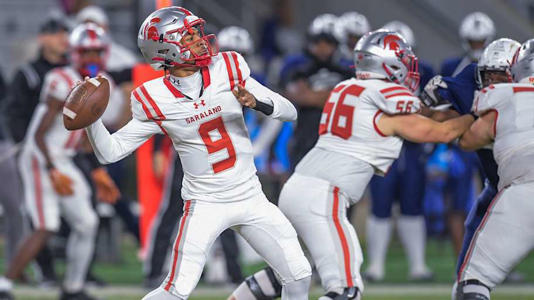 Saraland's Karle Lacey, Jr., (9) throws an early touchdown pass against Clay-Chalkville during the AHSAA Class 6A football state championship game at Bryant Denny Stadium in Tuscaloosa, Ala., on Friday December 8, 2023. | Mickey Welsh / USA TODAY NETWORK