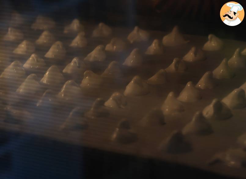 Im air fryer gebratener camembert, der schön flüssig ist!