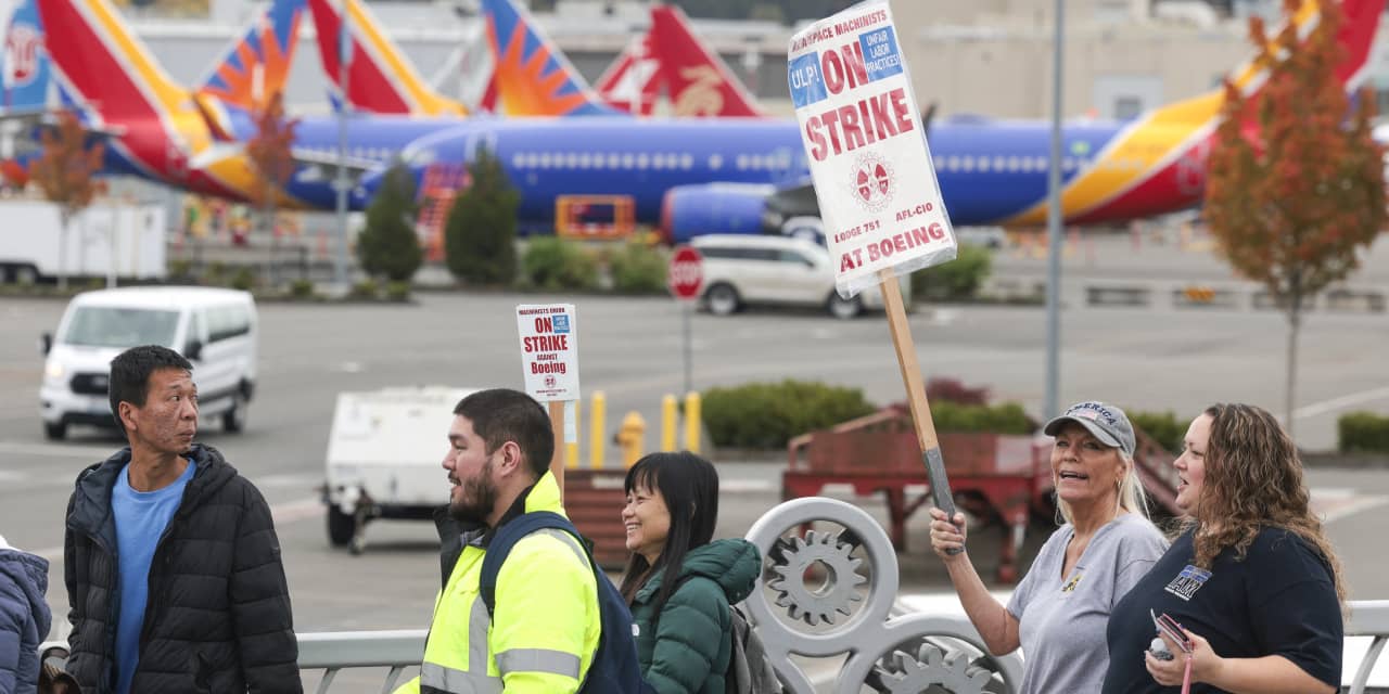 Boeing’s Capital Raise Provides A Breather Through Next Year