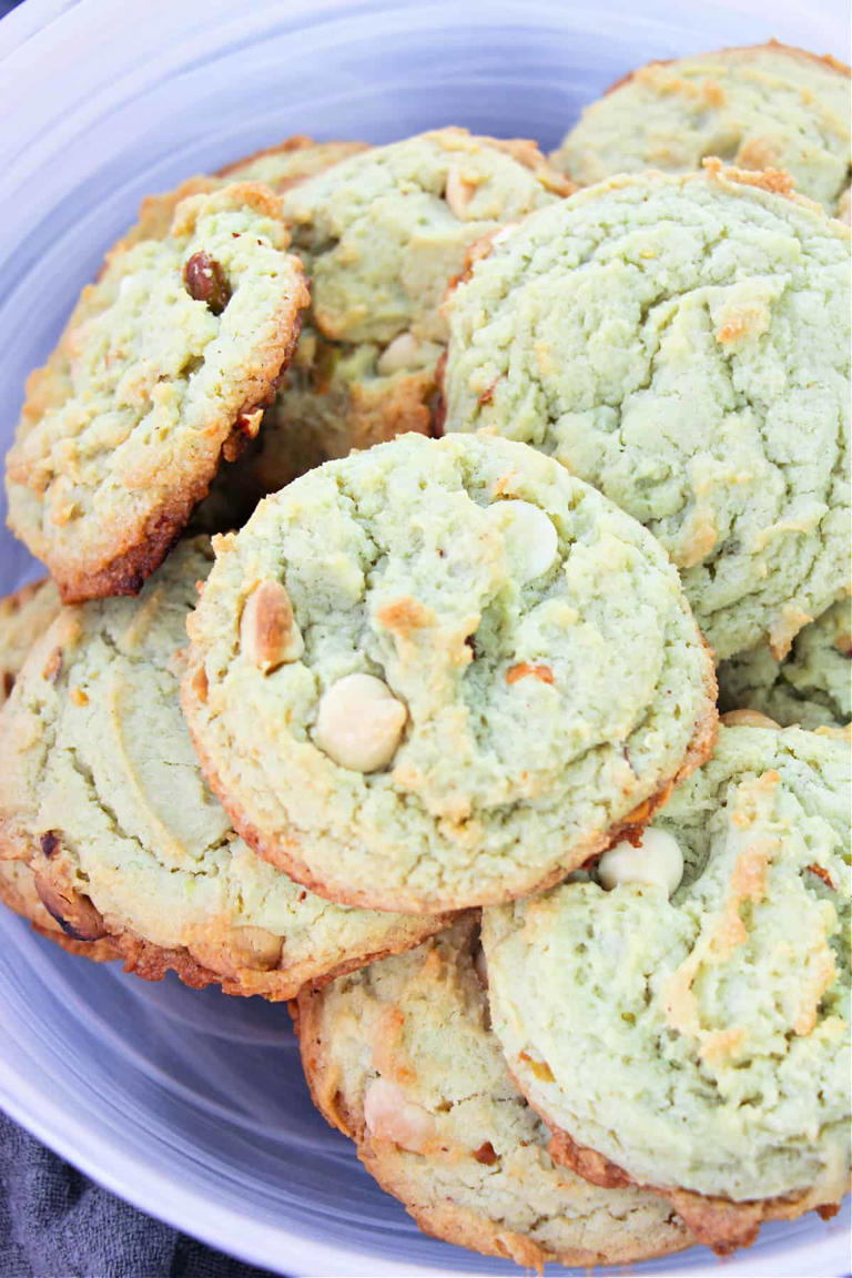 White Chocolate Pistachio Cookies Recipe