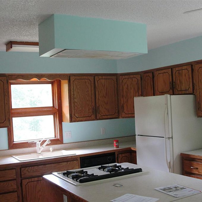 50 Super Dangerous Signs That Could Kill a Home Buy