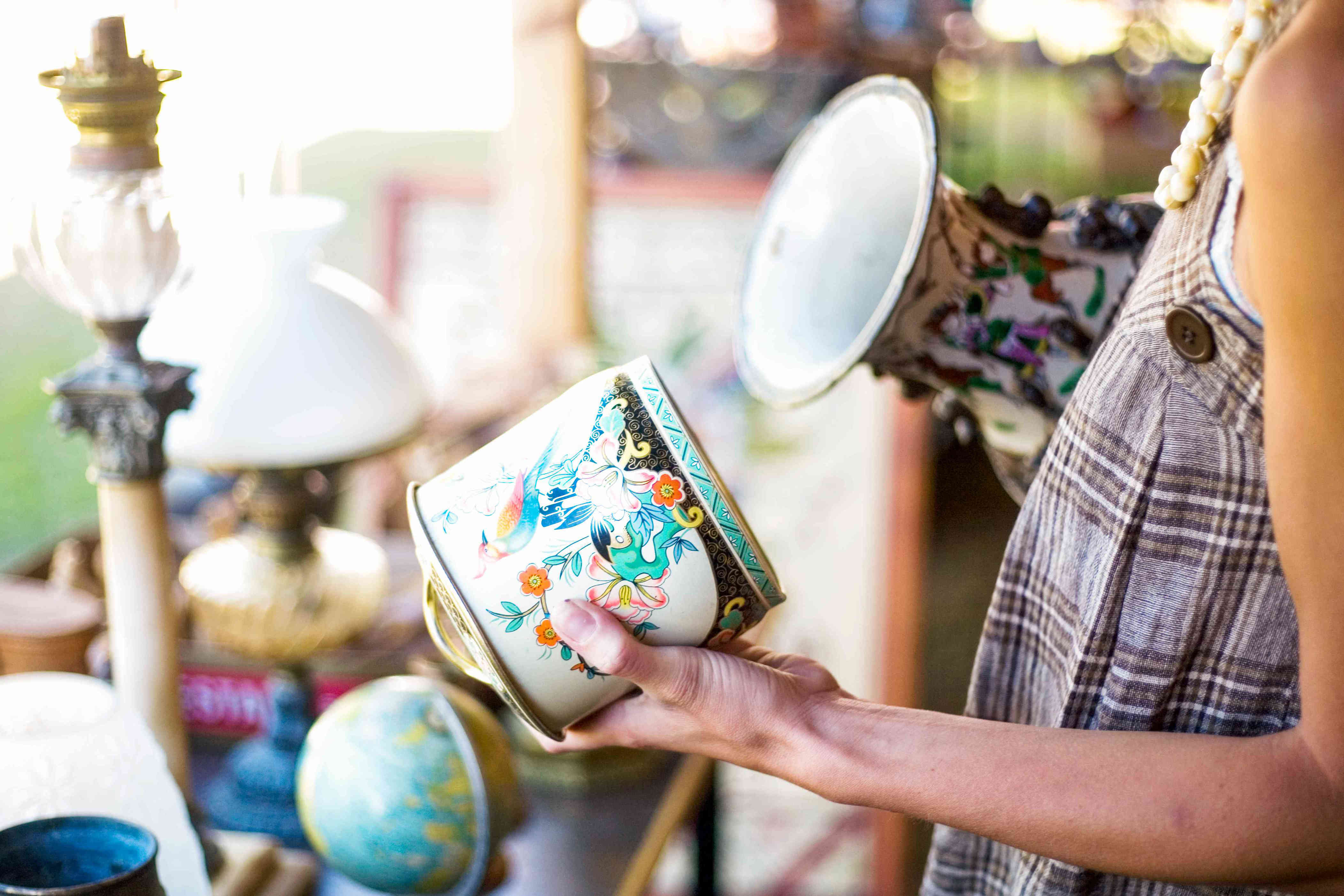 15 things you should always buy at the thrift store, according to ...
