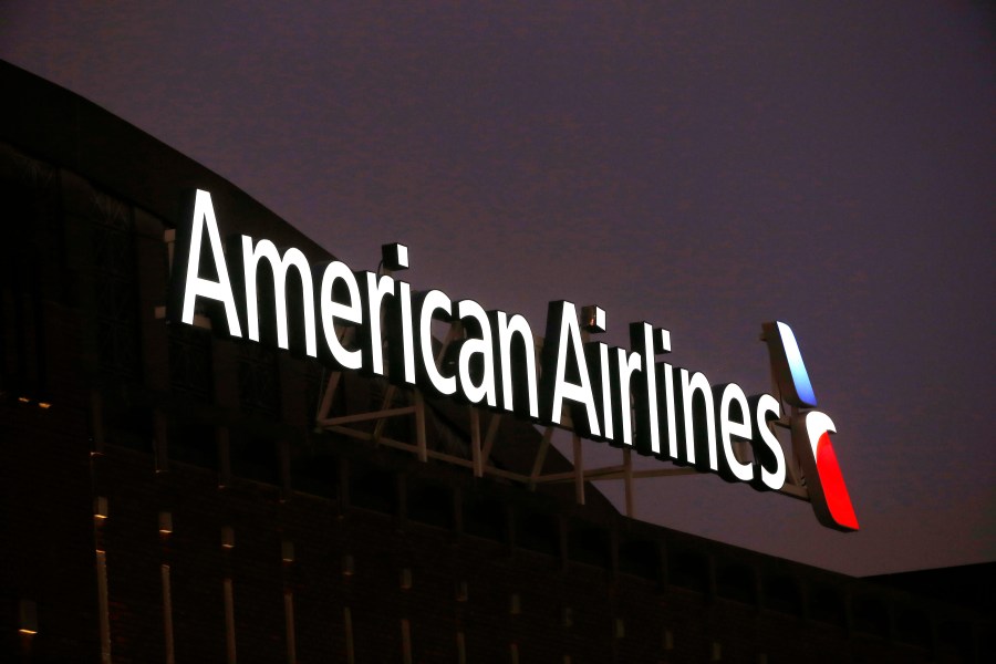 American Airlines Tests Boarding Technology That Audibly Shames Line ...