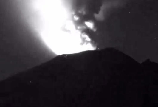 Actividad en el Popocatépetl.