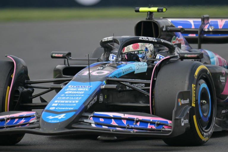 Pierre Gasly foi surpresa da classificação (Foto: AFP)