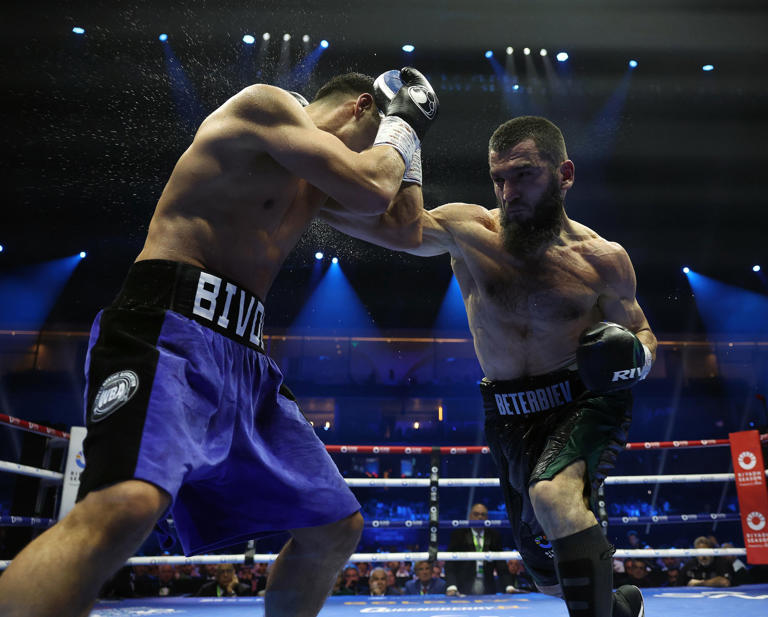 Artur Beterbiev es el campeón indiscutido de los semipesados por decisión mayoritaria