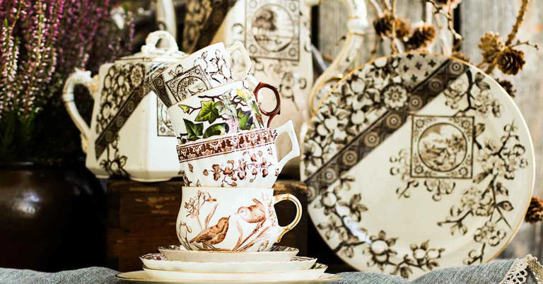 15+ Ways To Repurpose Old Tea Cups Around Your Home