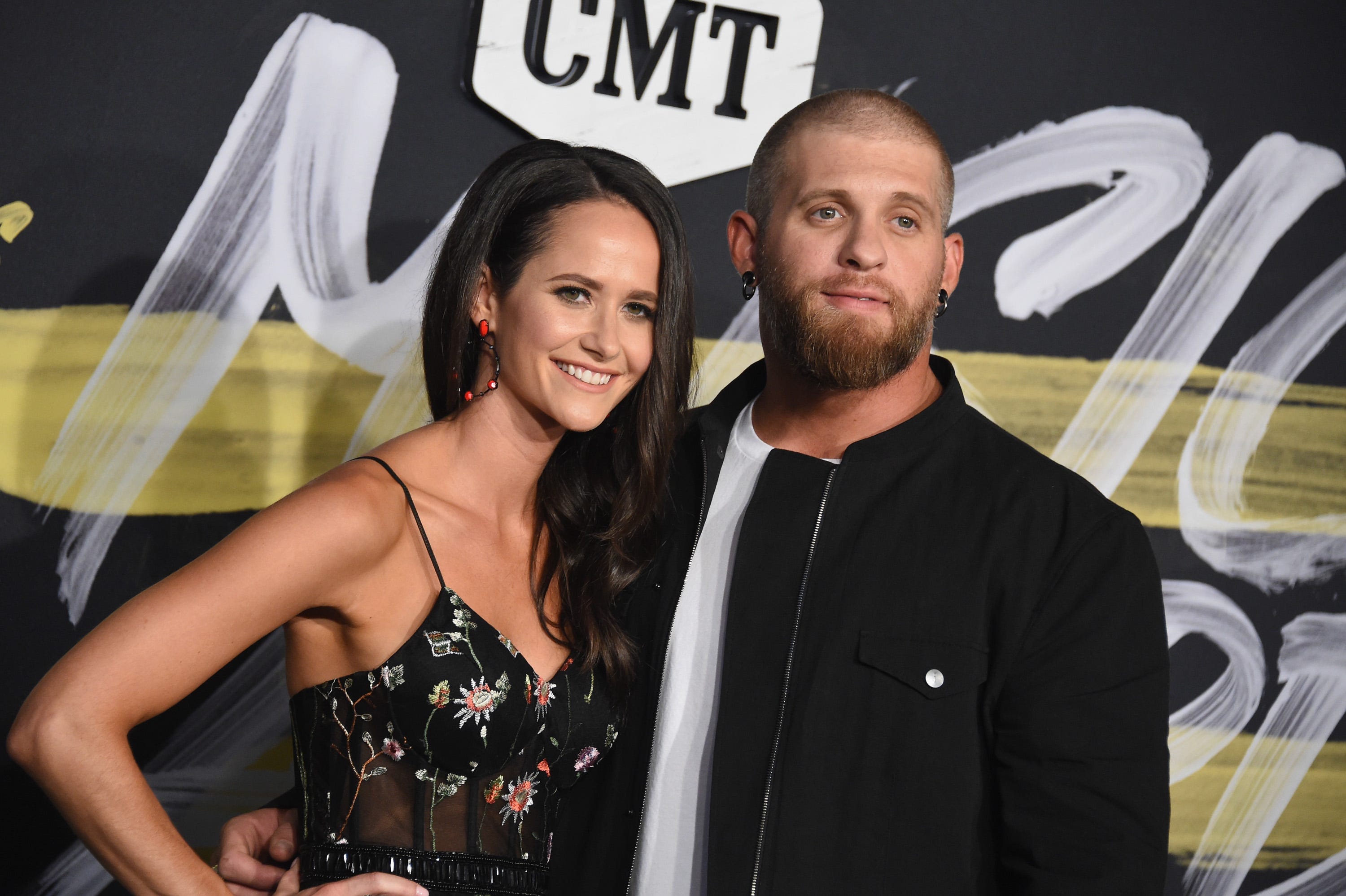 Country Singer Brantley Gilbert Pauses Show As Wife Gives Birth On Tour Bus