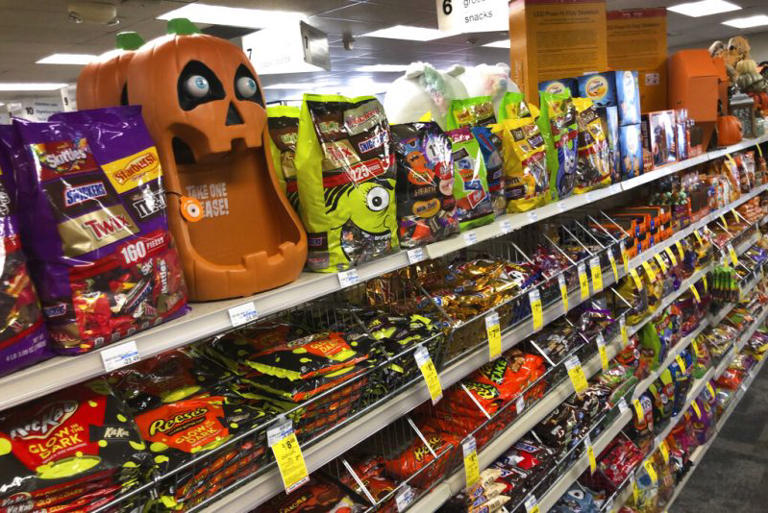 Where can you donate extra Halloween candy in Central Texas?