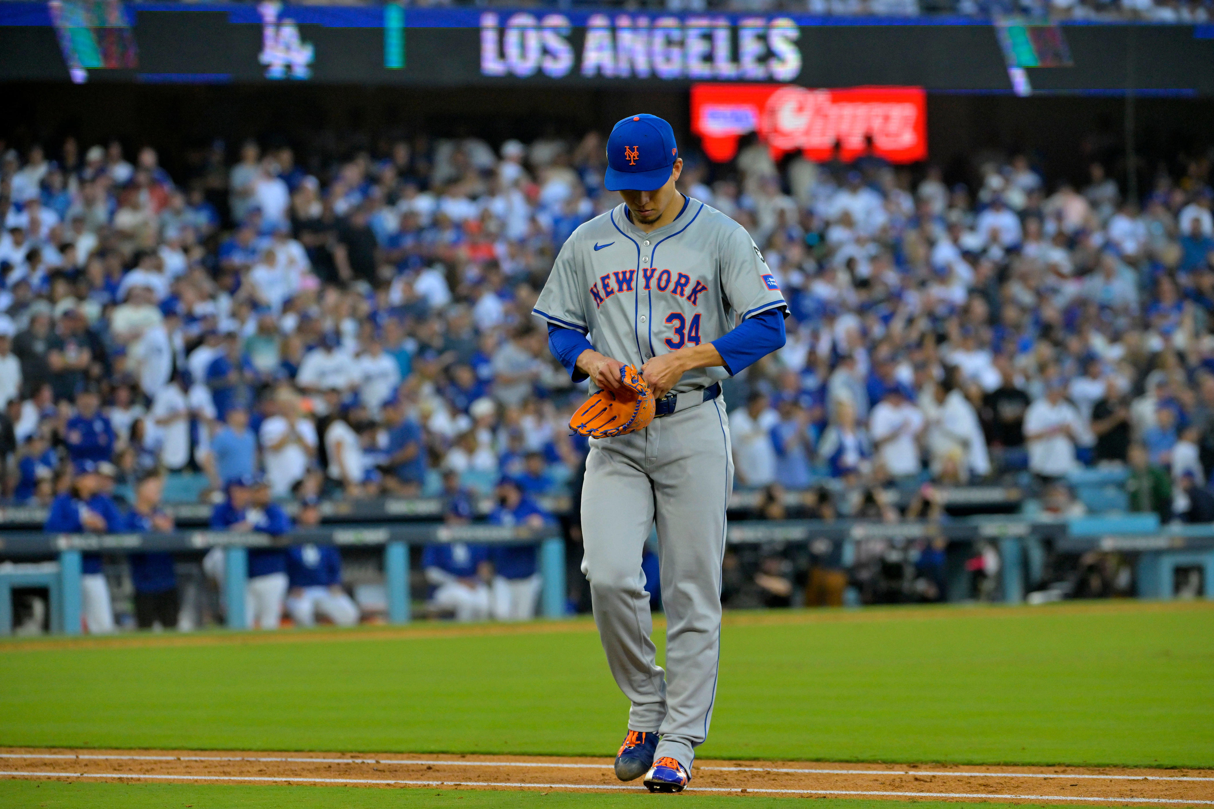 Instant Analysis: Mets Ride Fast Start To Take NLCS Game 2 Over Dodgers