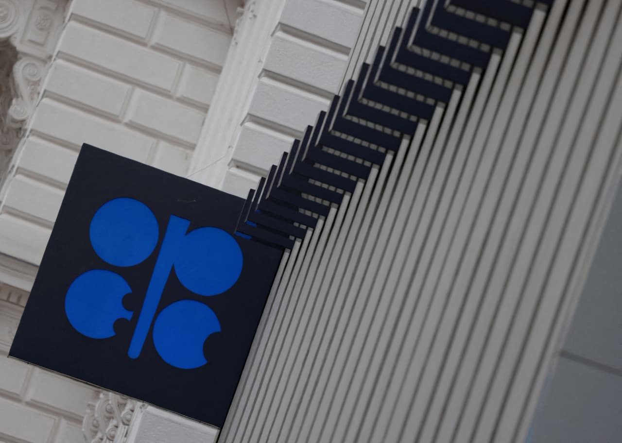 OPEC Further Trims Oil-Demand Outlook