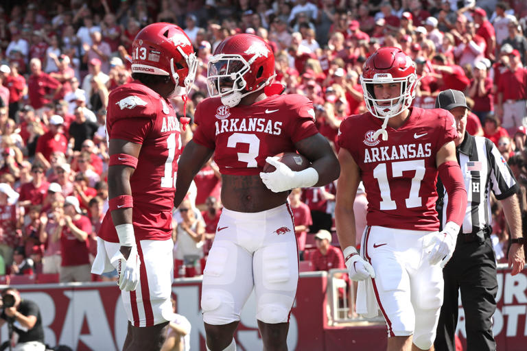 How to buy Arkansas Razorbacks vs. LSU Tigers football tickets