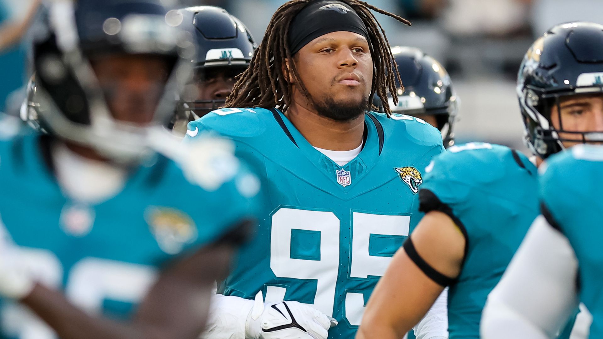 Report: Jaguars Trade DL Roy Robertson-Harris To Seahawks