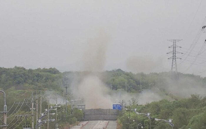 Corea del Norte destruye las carreteras que conectan con Corea del Sur