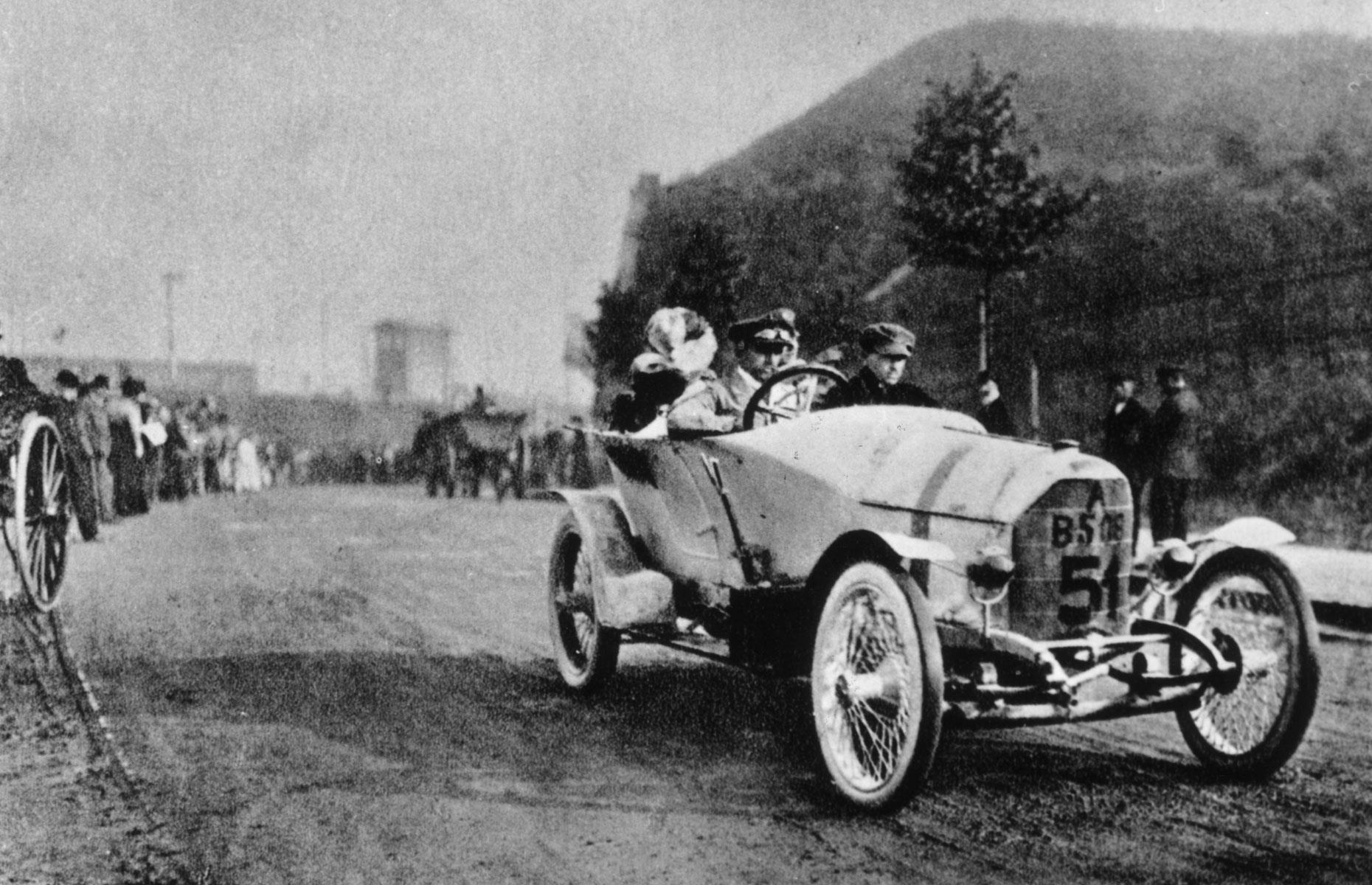 Los primeros triunfos de Ferdinand Porsche en Austro-Daimler