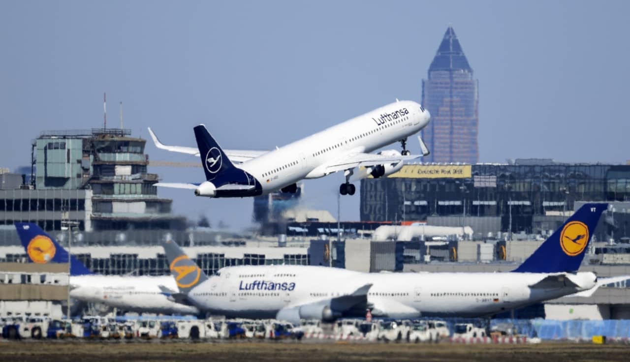 Lufthansa Fined $4 Million For Stopping 128 Jewish Passengers From ...