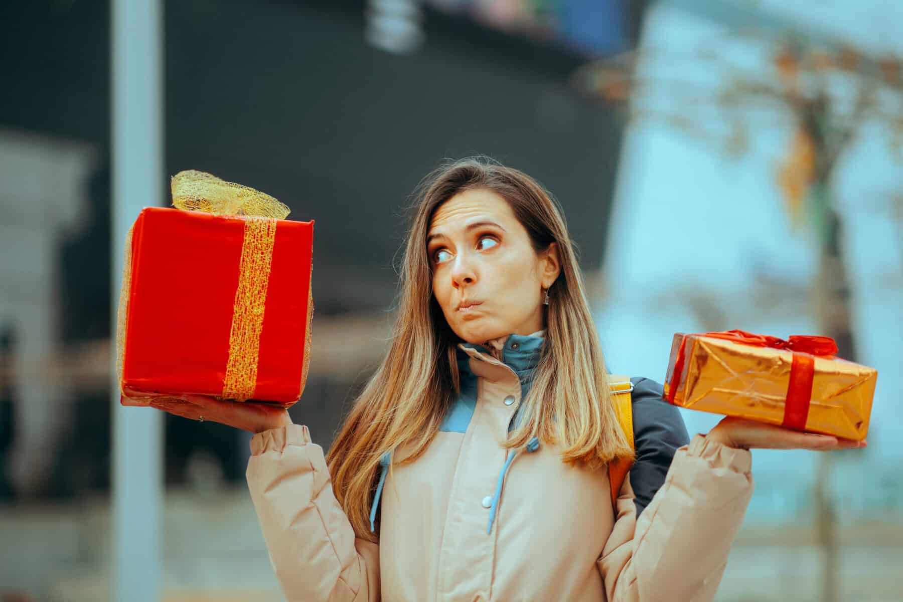 Is a weaker Canadian dollar a gift? 1 stock I’d buy