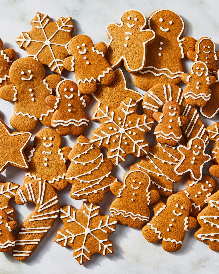 These chewy gingerbread cookies will barely make it to the dessert table
