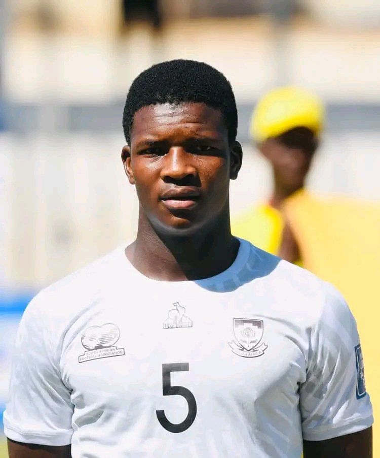 Mbekezeli Mbokazi nears Orlando Pirates exit at 19-years-old!