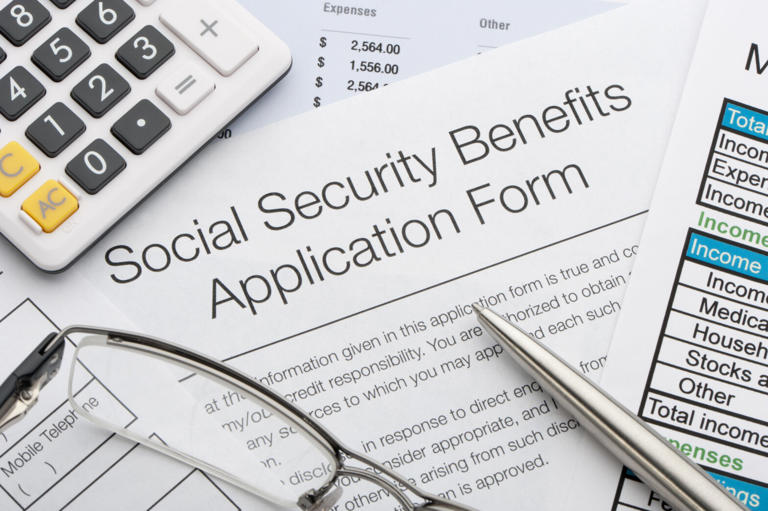 Social Security Retirement Age 2025 New Law Set To Take Effect And