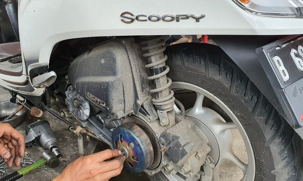Dua Faktor Utama yang Mengakibatkan Bunyi Kasar pada CVT Honda Scoopy