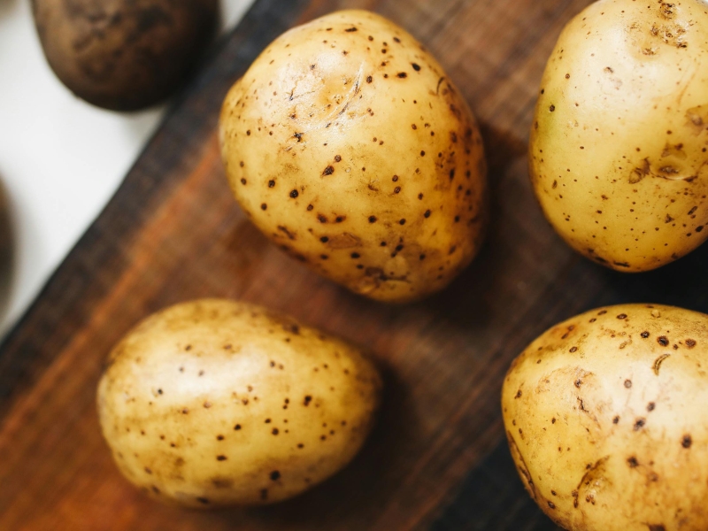 Da kommen Sie nie drauf: Dank diesem Trick halten Ihre Kartoffeln ewig ...