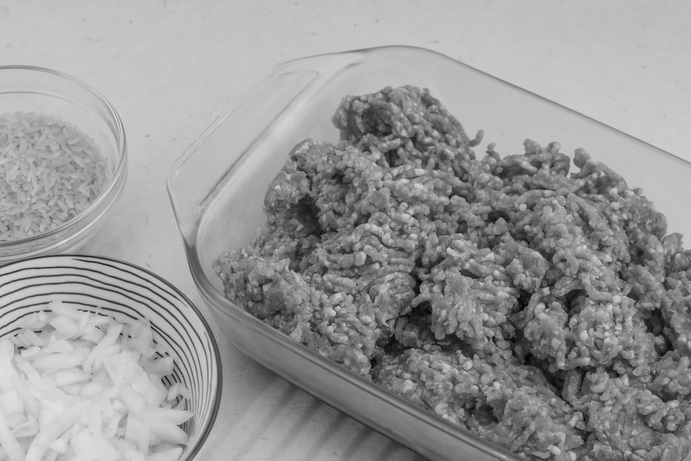 Kann man graues Hackfleisch noch essen?