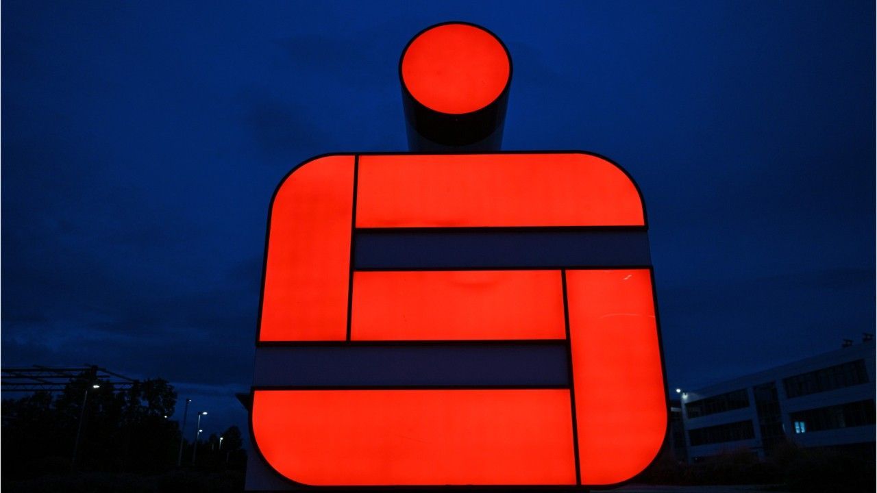 Täuschend echt aussehende E-Mails: Sparkasse warnt vor neuer Betrugsmasche
