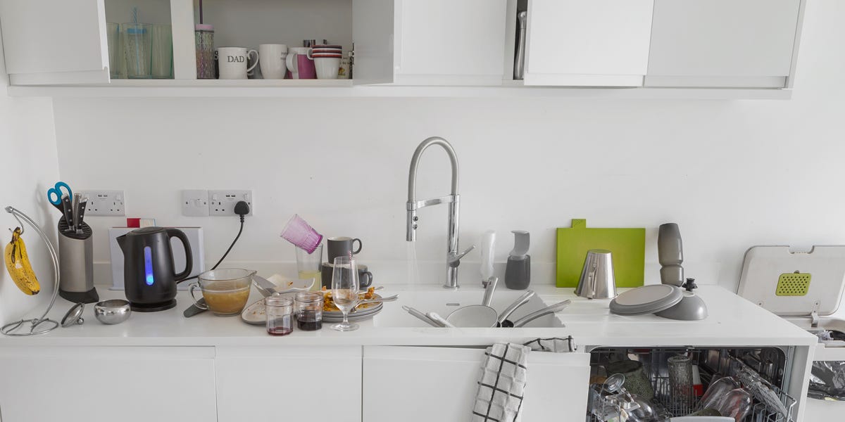 12 Things No One Over 30 Should Still Have in Their Kitchen