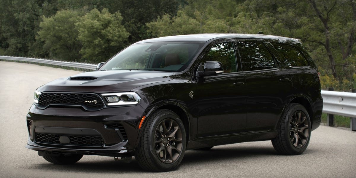 Dodge Unveils Yet Another Collectible Durango Hellcat